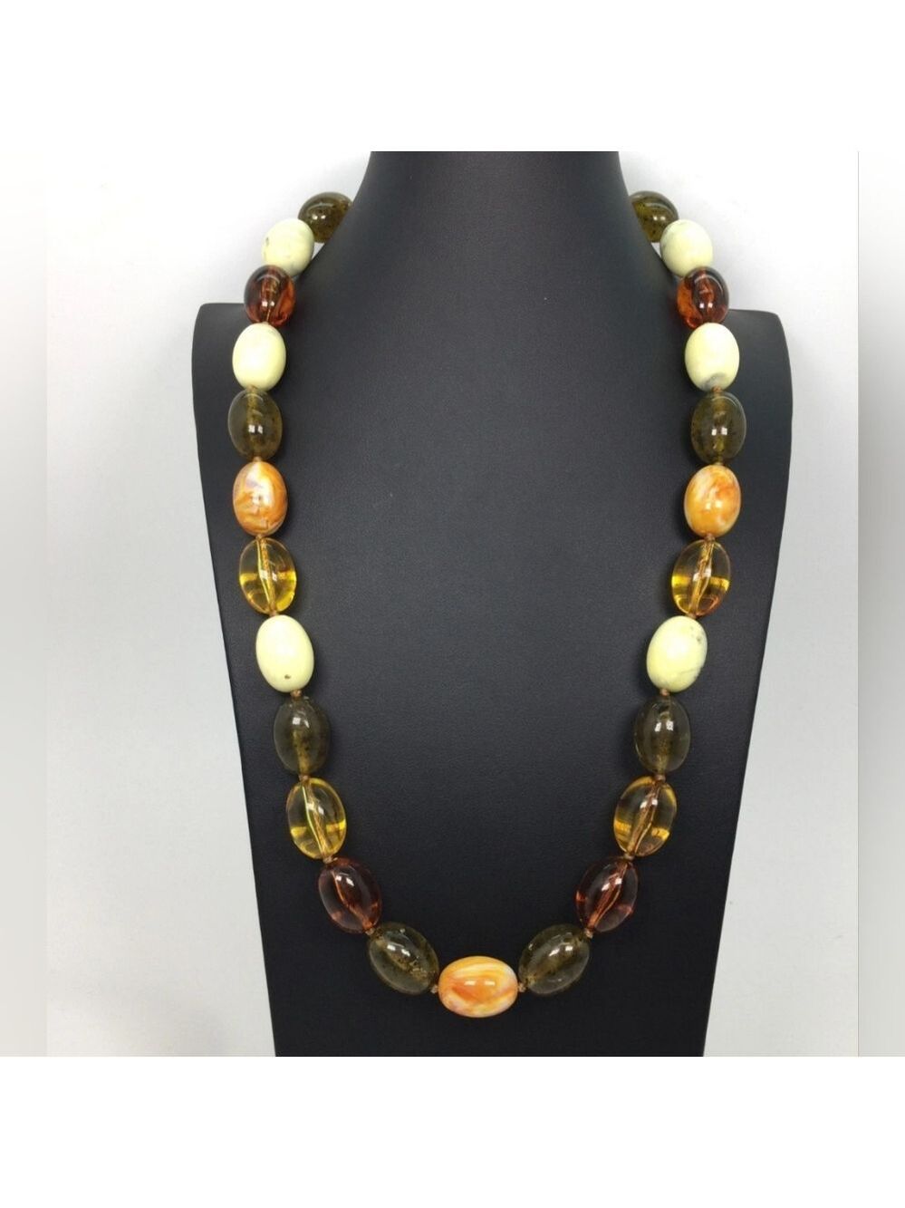 Vintage Joan Rivers Faux Amber Acrylic Beaded Necklace 23"